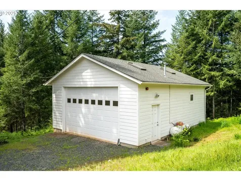 45947 N Gate Creek Road Vida OR 97488
