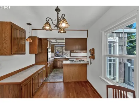 1115 SW Harbor Avenue Lincoln City OR 97367