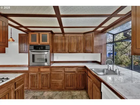 1115 SW Harbor Avenue Lincoln City OR 97367