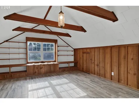 1115 SW Harbor Avenue Lincoln City OR 97367