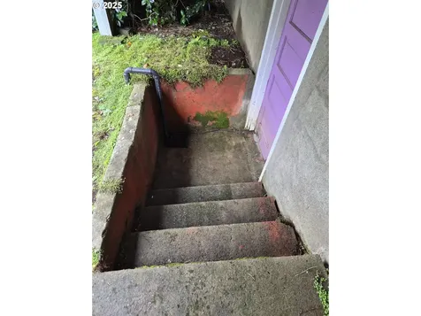 1115 SW Harbor Avenue Lincoln City OR 97367