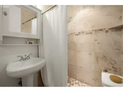 3804 SE 130th Avenue Portland OR 97236