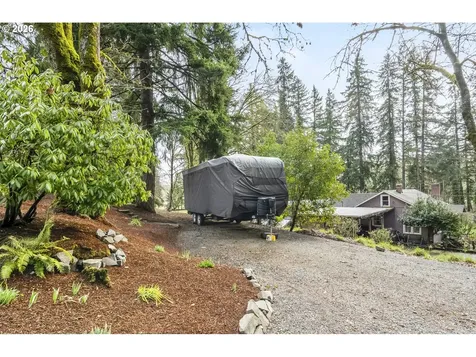 16784 Livesay Road Oregon City OR 97045