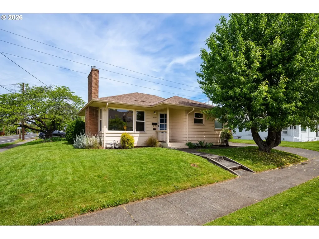 5205 SE Ramona Street Portland OR 97206