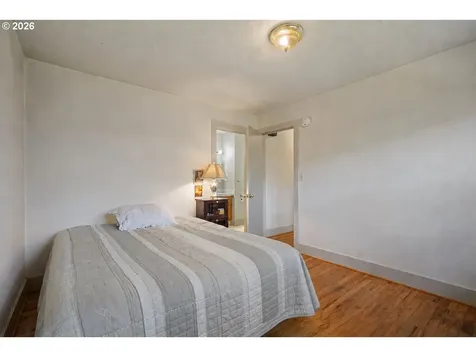 5205 SE Ramona Street Portland OR 97206