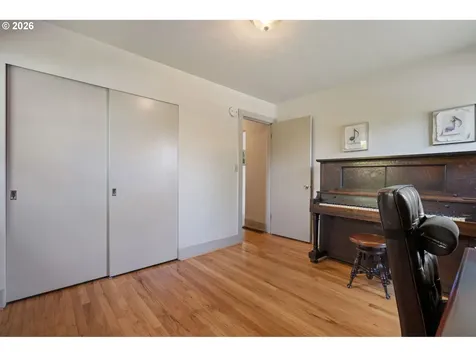 5205 SE Ramona Street Portland OR 97206