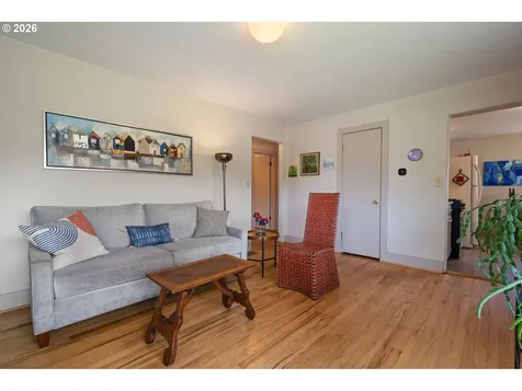 5205 SE Ramona Street Portland OR 97206