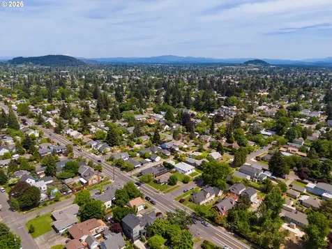 5205 SE Ramona Street Portland OR 97206
