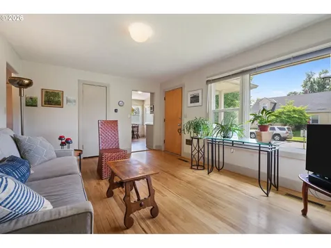 5205 SE Ramona Street Portland OR 97206