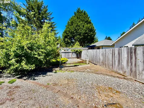 866 Jodee Lane Brookings OR 97415