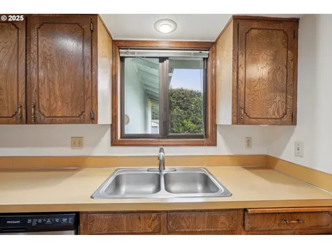 18225 Van Fleet Avenue Sandy OR 97055