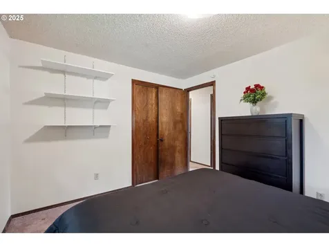 18225 Van Fleet Avenue Sandy OR 97055