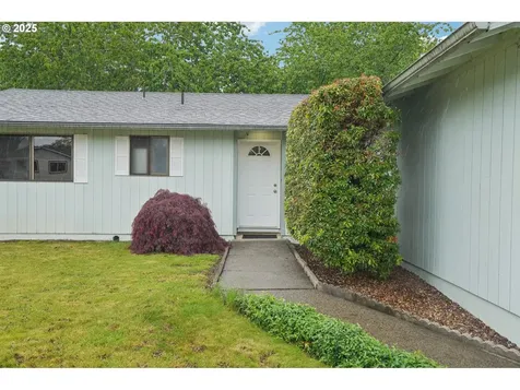 18225 Van Fleet Avenue Sandy OR 97055
