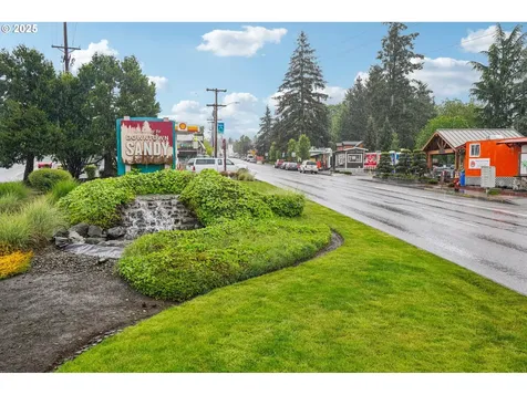 18225 Van Fleet Avenue Sandy OR 97055