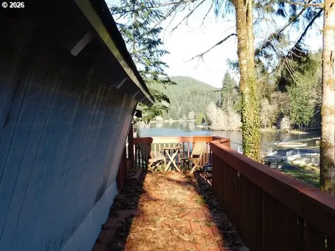 71267 Northshore Drive Birkenfeld OR 97016