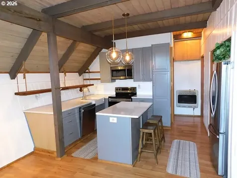 71267 Northshore Drive Birkenfeld OR 97016