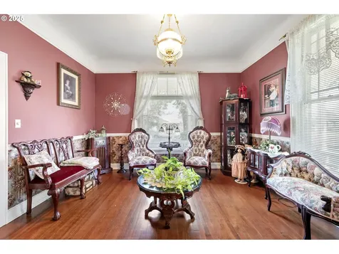 617 Juniper Street Junction City OR 97448
