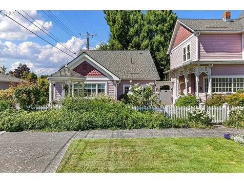 617 Juniper Street Junction City OR 97448
