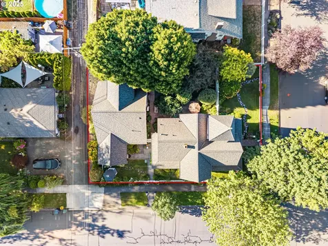 617 Juniper Street Junction City OR 97448