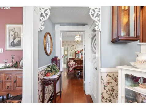 617 Juniper Street Junction City OR 97448