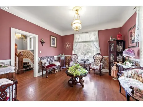 617 Juniper Street Junction City OR 97448