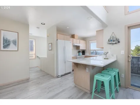 2260 SW Bard Road Lincoln City OR 97367