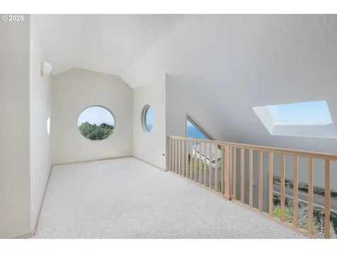 2260 SW Bard Road Lincoln City OR 97367
