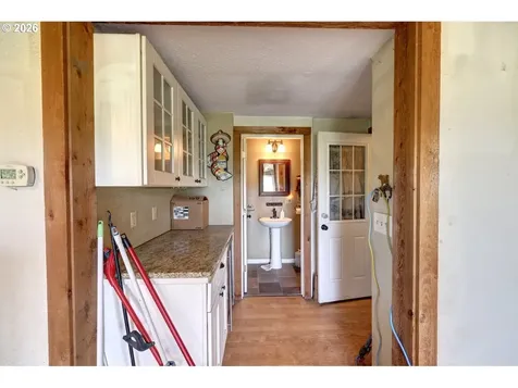 35343 Searls Lane Astoria OR 97103