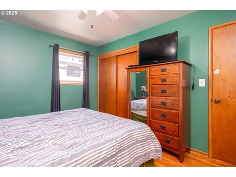 3537 SE 128th Avenue Portland OR 97236