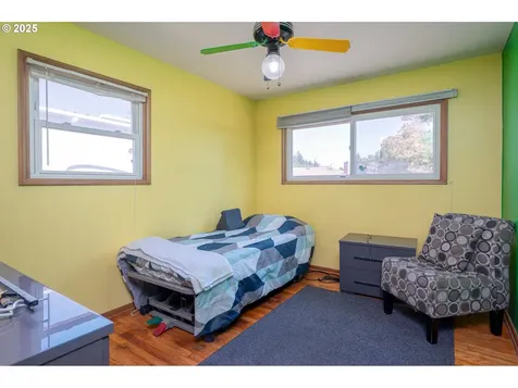3537 SE 128th Avenue Portland OR 97236
