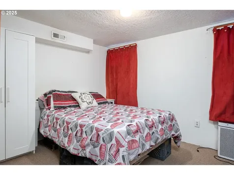 3537 SE 128th Avenue Portland OR 97236
