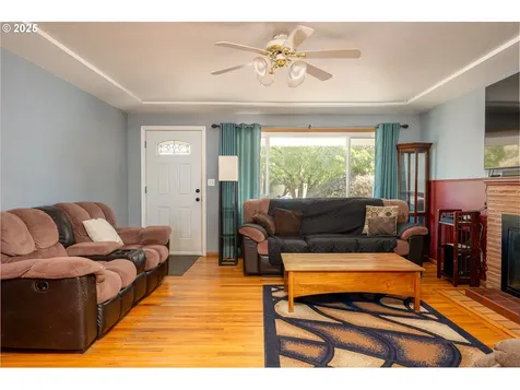 3537 SE 128th Avenue Portland OR 97236