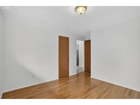 1131 SE 168th Avenue Portland OR 97233
