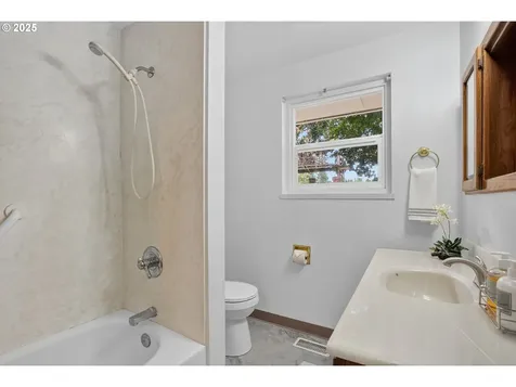 1131 SE 168th Avenue Portland OR 97233