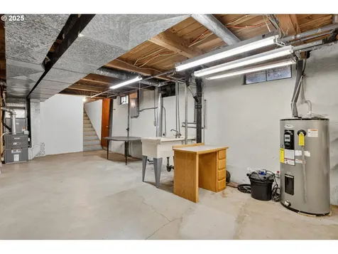 1131 SE 168th Avenue Portland OR 97233
