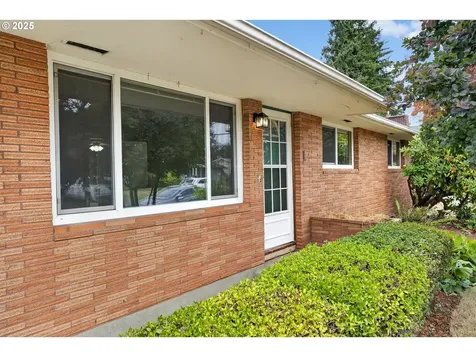 1131 SE 168th Avenue Portland OR 97233