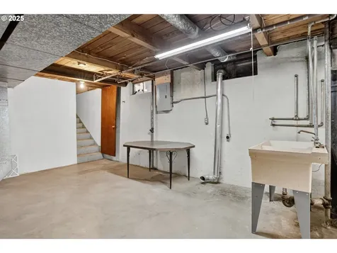1131 SE 168th Avenue Portland OR 97233