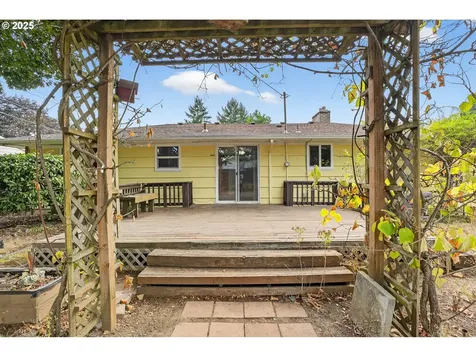1131 SE 168th Avenue Portland OR 97233