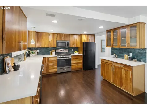 1716 Aspen Court Lake Oswego OR 97034