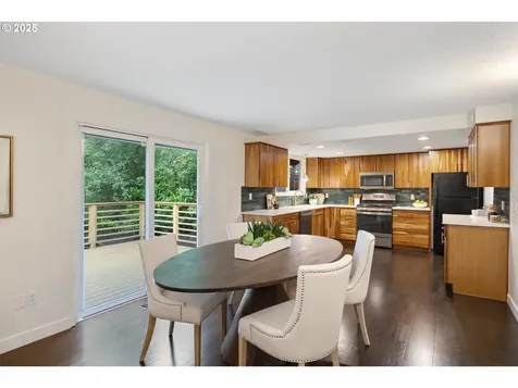 1716 Aspen Court Lake Oswego OR 97034
