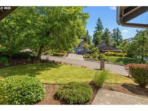 1716 Aspen Court Lake Oswego OR 97034