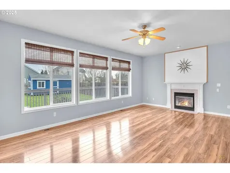 9848 Bobcat Street Aumsville OR 97325