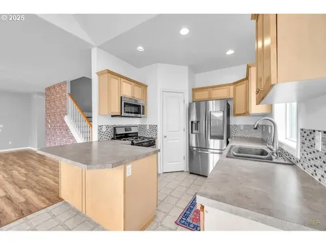 9848 Bobcat Street Aumsville OR 97325