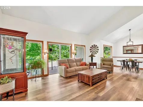 10300 SW Coquille Drive Tualatin OR 97062