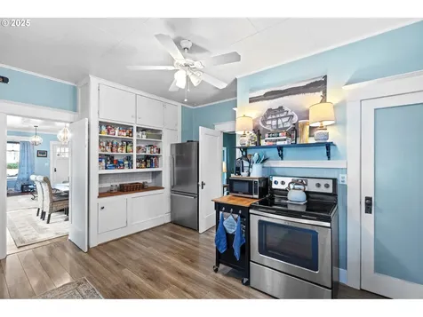 1306 B Street Washougal WA 98671