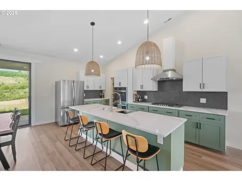 279 Stewart Drive Kelso WA 98626