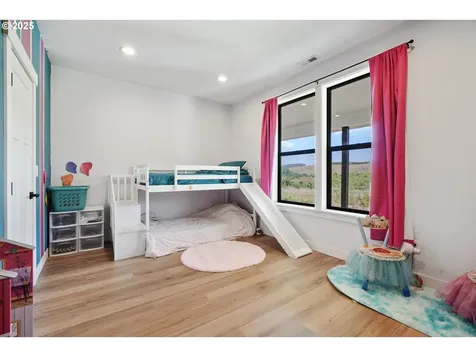 279 Stewart Drive Kelso WA 98626