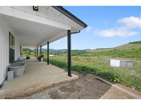 279 Stewart Drive Kelso WA 98626