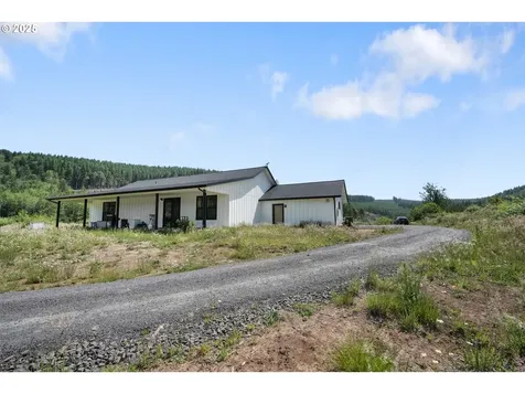 279 Stewart Drive Kelso WA 98626