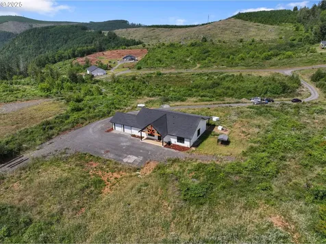 279 Stewart Drive Kelso WA 98626